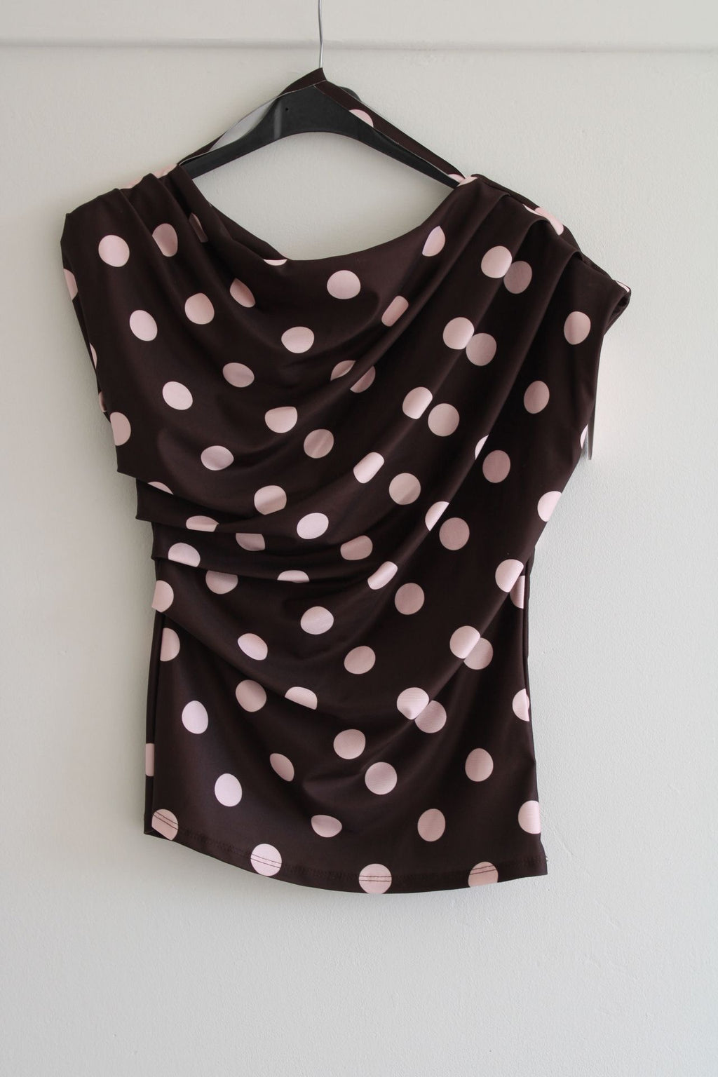 Bruine Dot Top