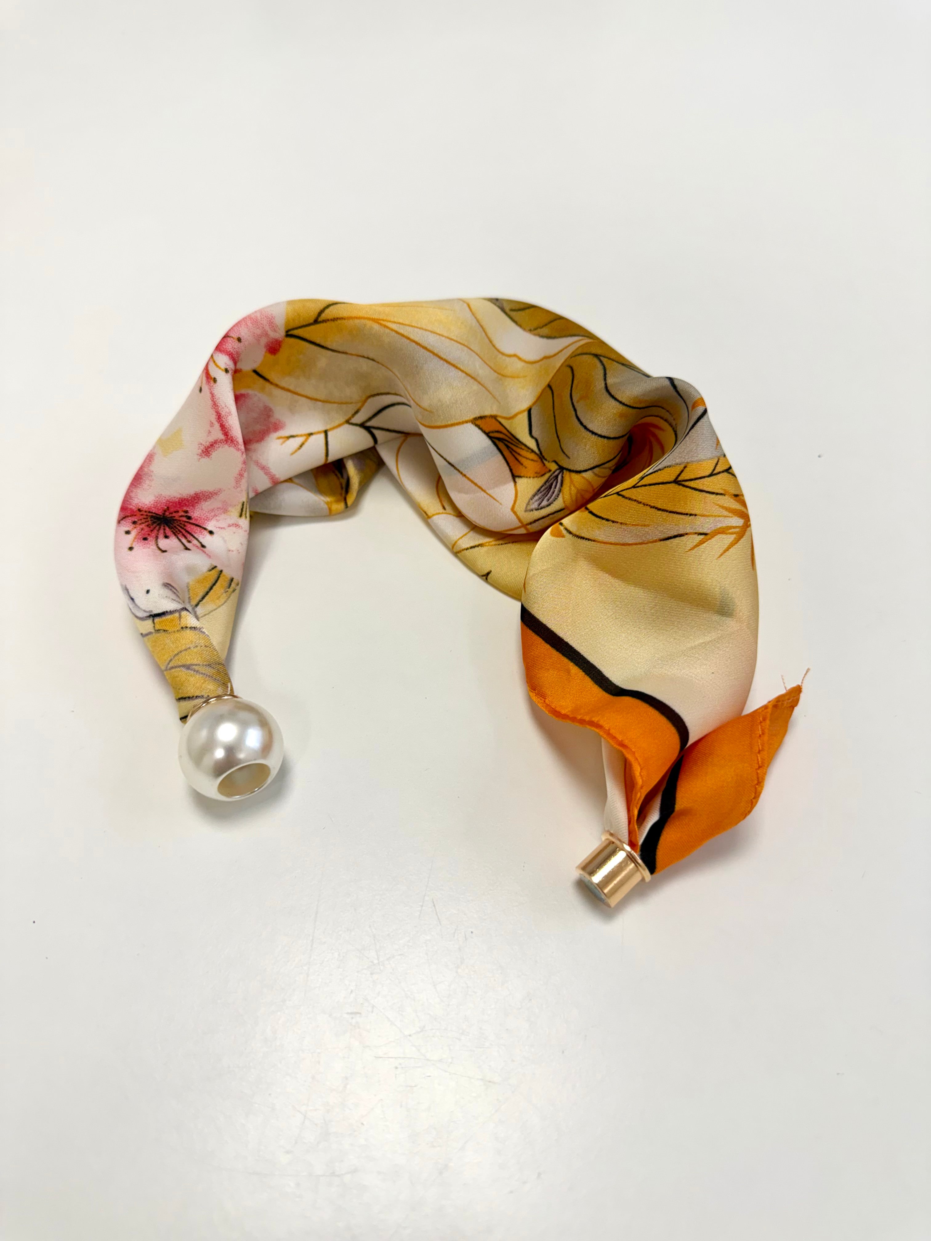 Floral Oranje Sjaaltje met Parelsluiting