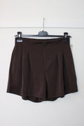 Bruine skort