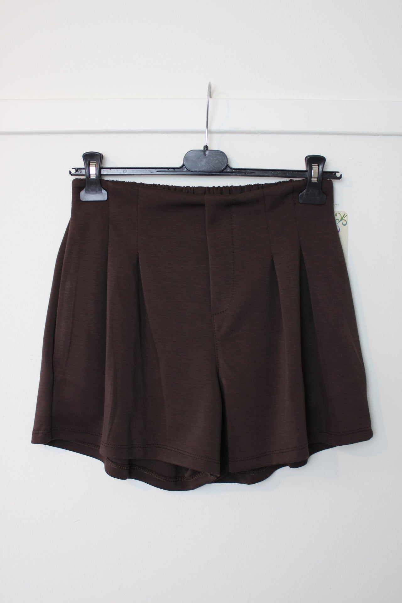 Bruine skort