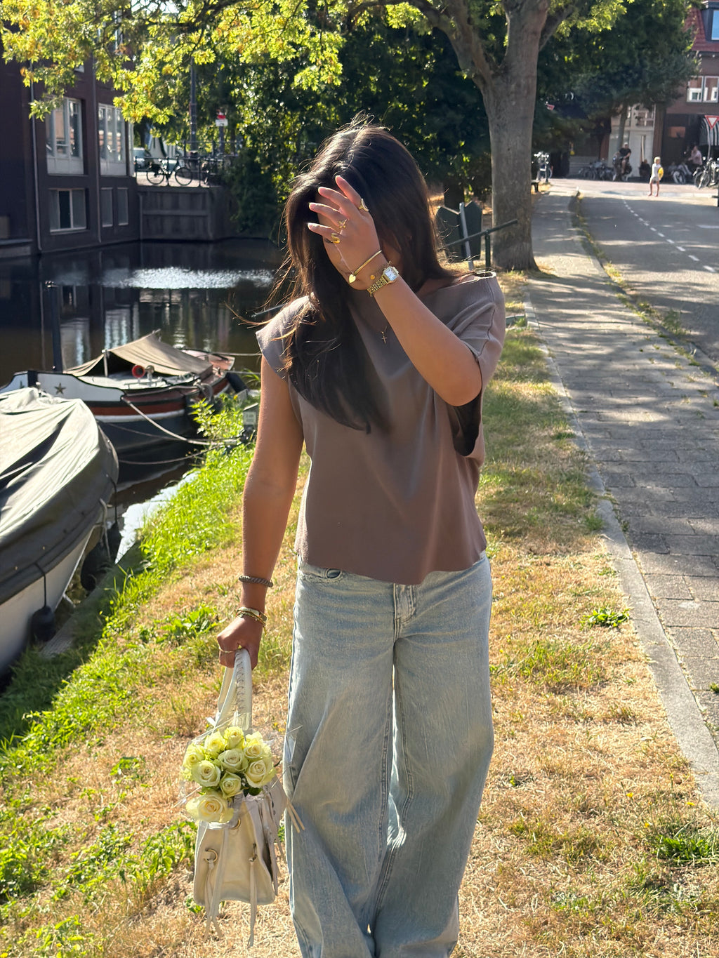 Molly Off-Shoulder Taupe