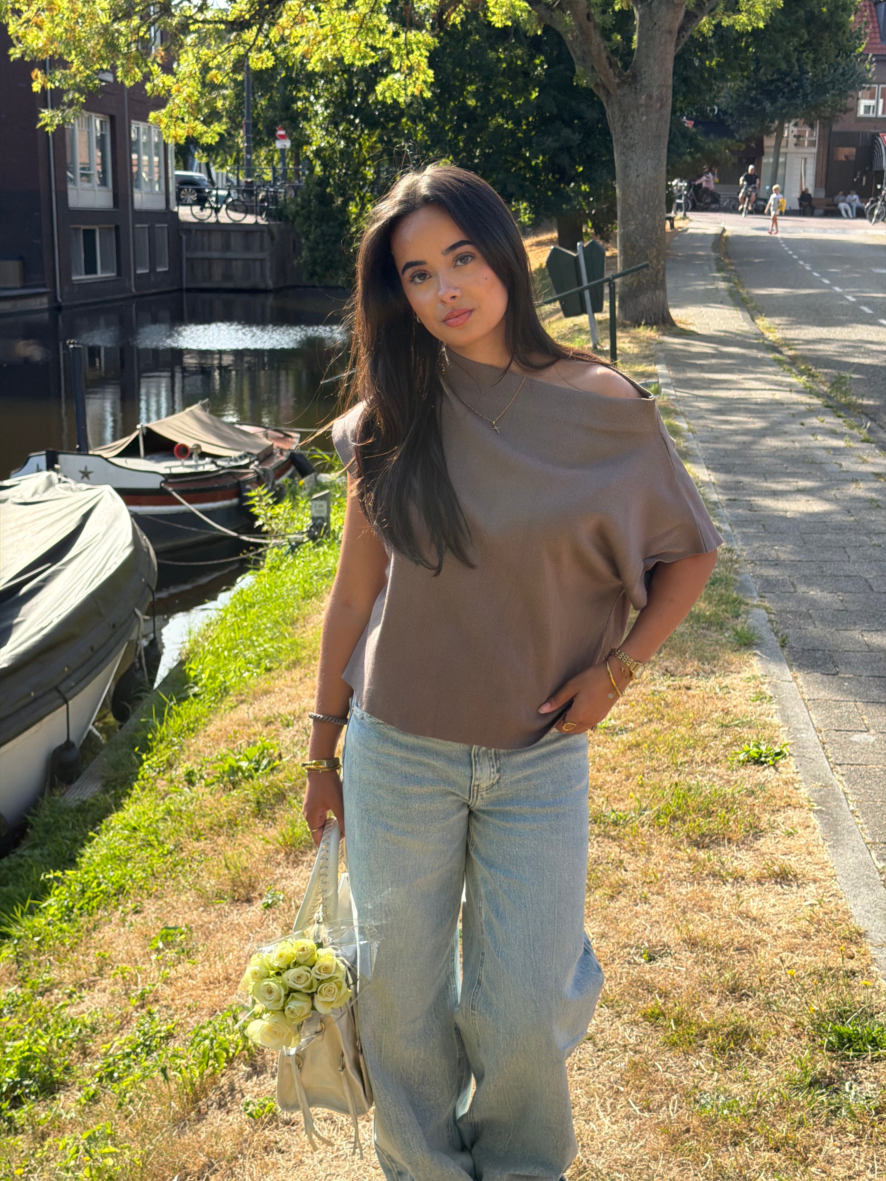 Molly Off-Shoulder Taupe